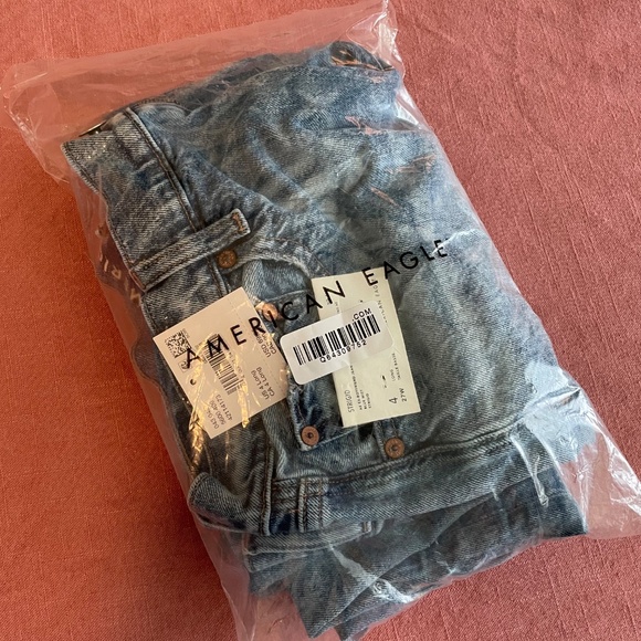 New American Eagle women’s paisley bandana print boyfriend jeans 4L fits 6 - Picture 13 of 16